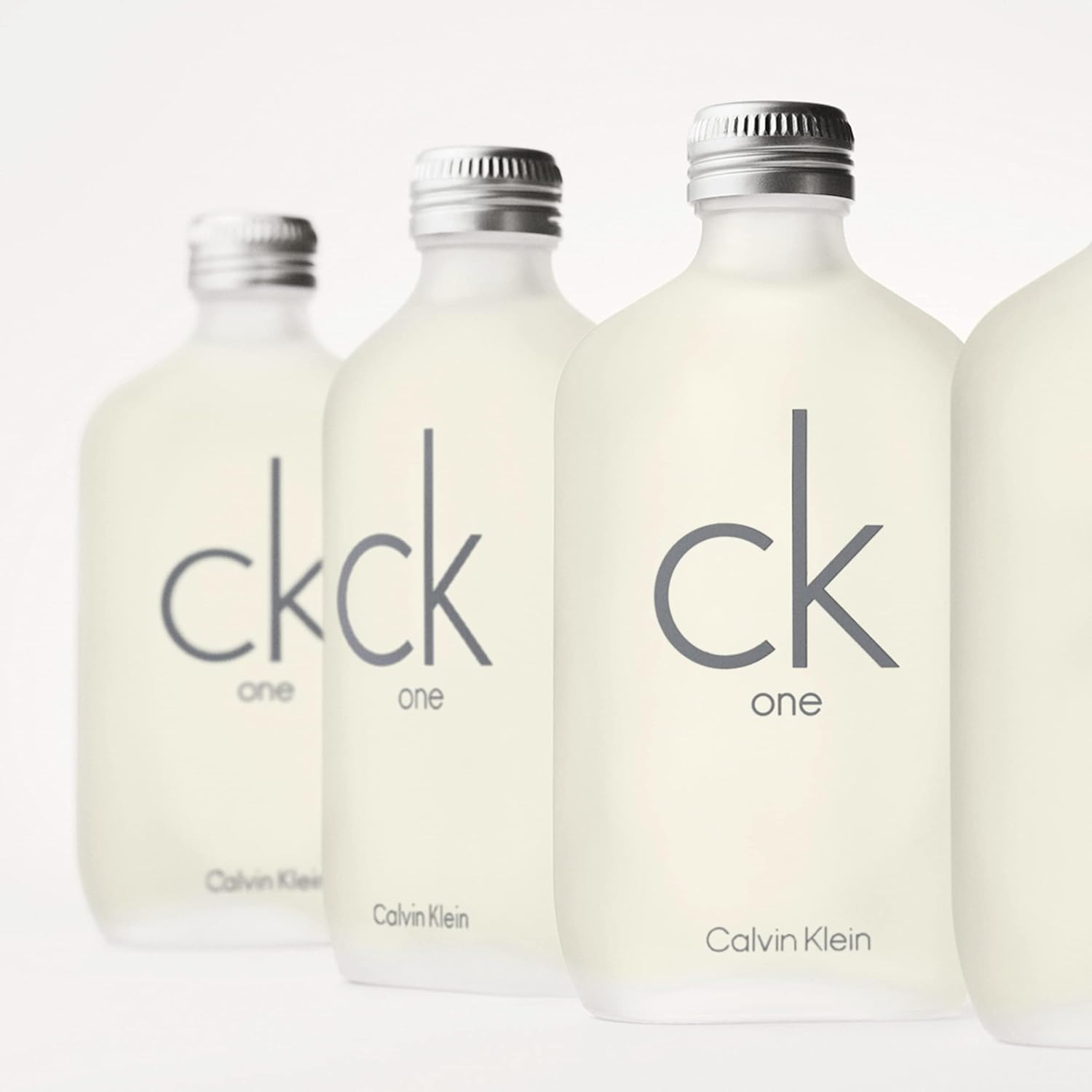 Calvin Klein CK One Eau De Toilette Vaporisateur